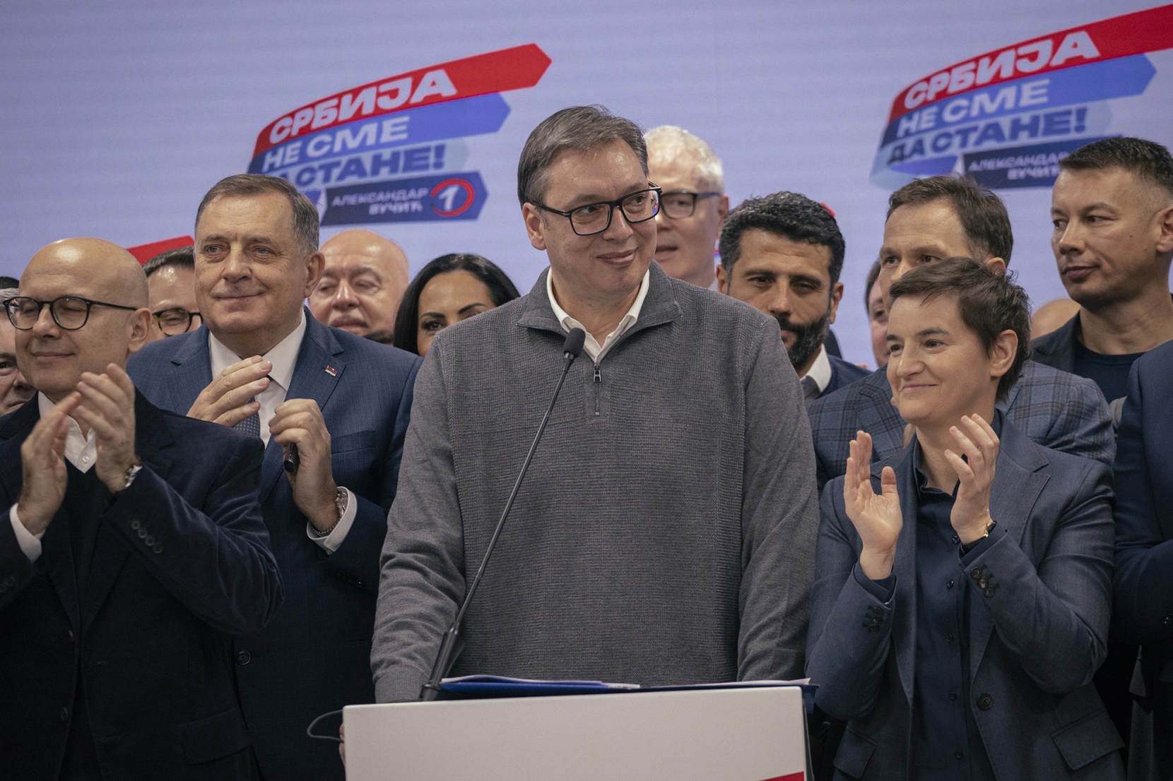 Serbia Election Favored Ruling Party, European Observers Say - Bloomberg