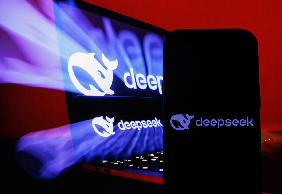 DeepSeek previews V4 Pro and V4 Flash models