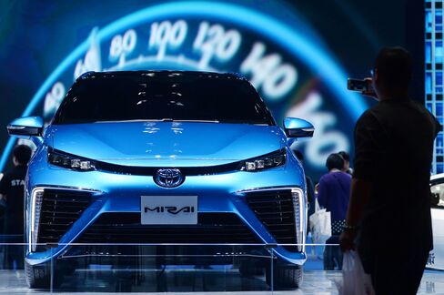 CHINA-AUTO-SHOW-TECHNOLOGY