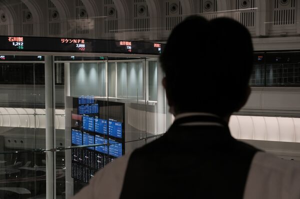 Shares Are Mixed in Asia as Traders Await Data: Markets Wrap