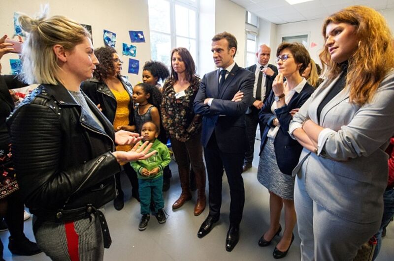 Τι κάνει σωστά ο Macron