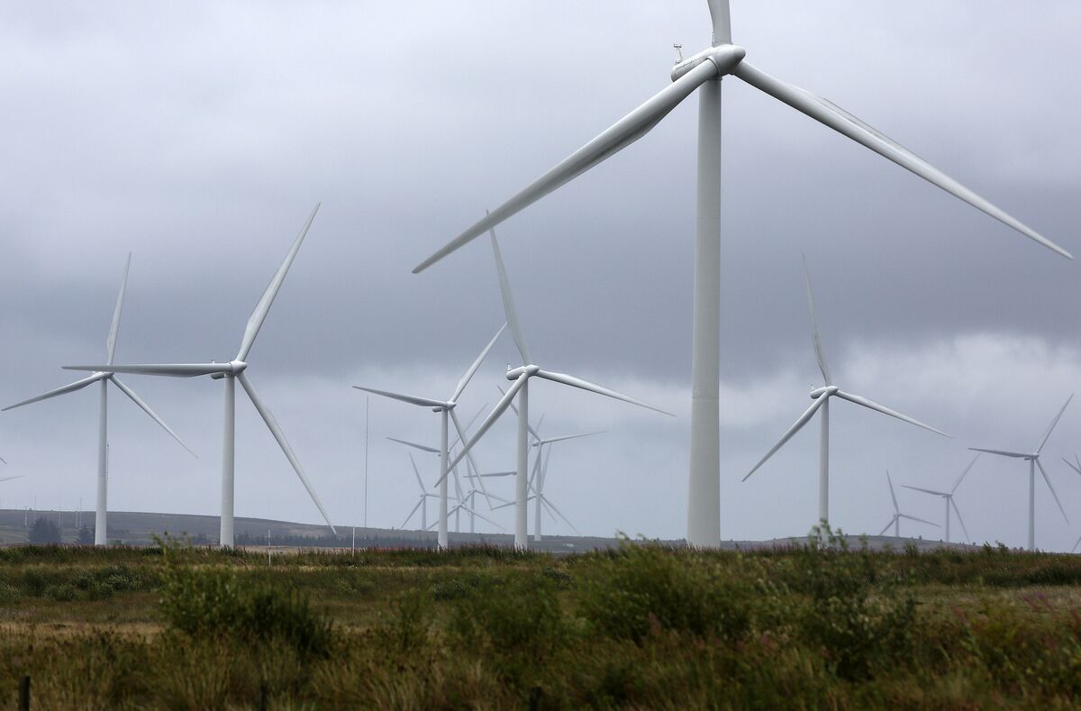 Shell, Iberdrola Bid to Build World’s Largest Floating Wind Farm ...