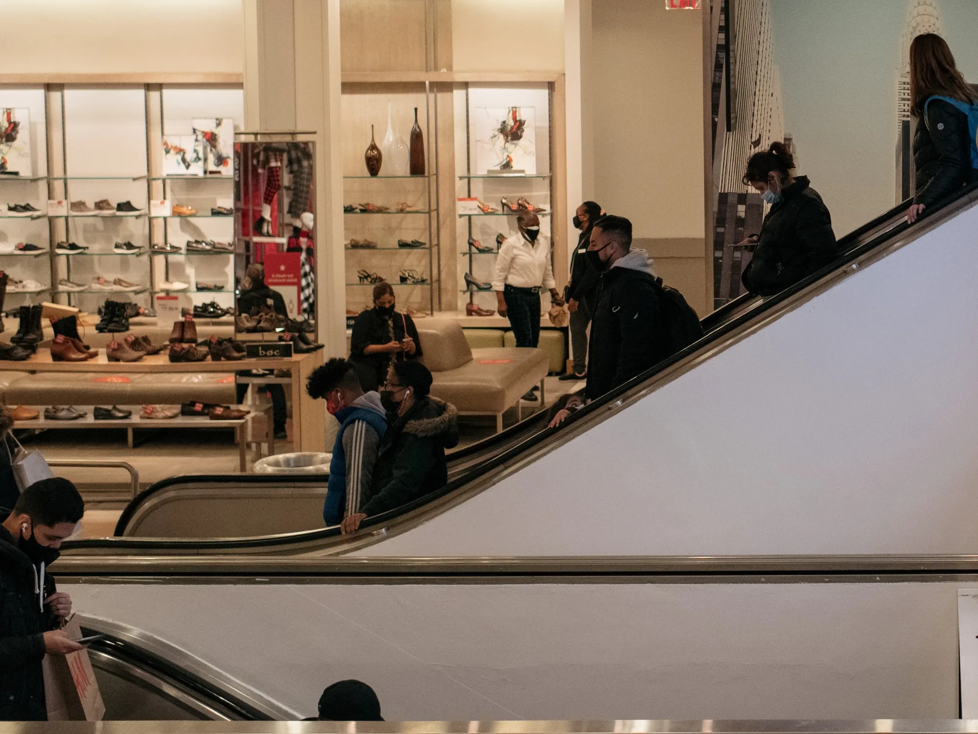 Too many shopping days until Christmas.