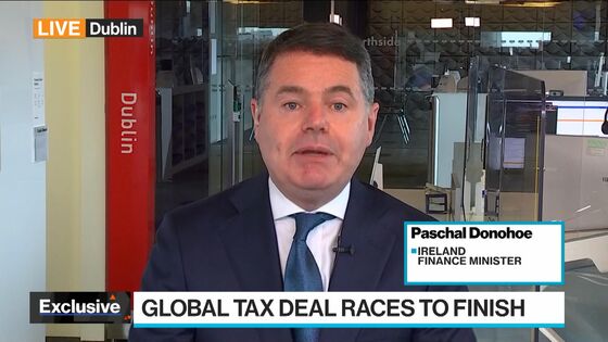 Global Tax Talks Race Against Clock as Holdouts Climb Down