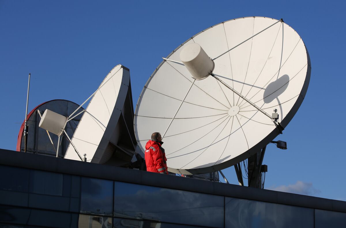 Мобильное спутниковое телевидение. TV Broadcast Satellite Antenna.