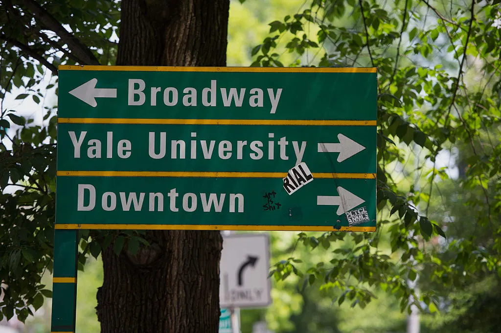 Which way can Yale students go?&nbsp;