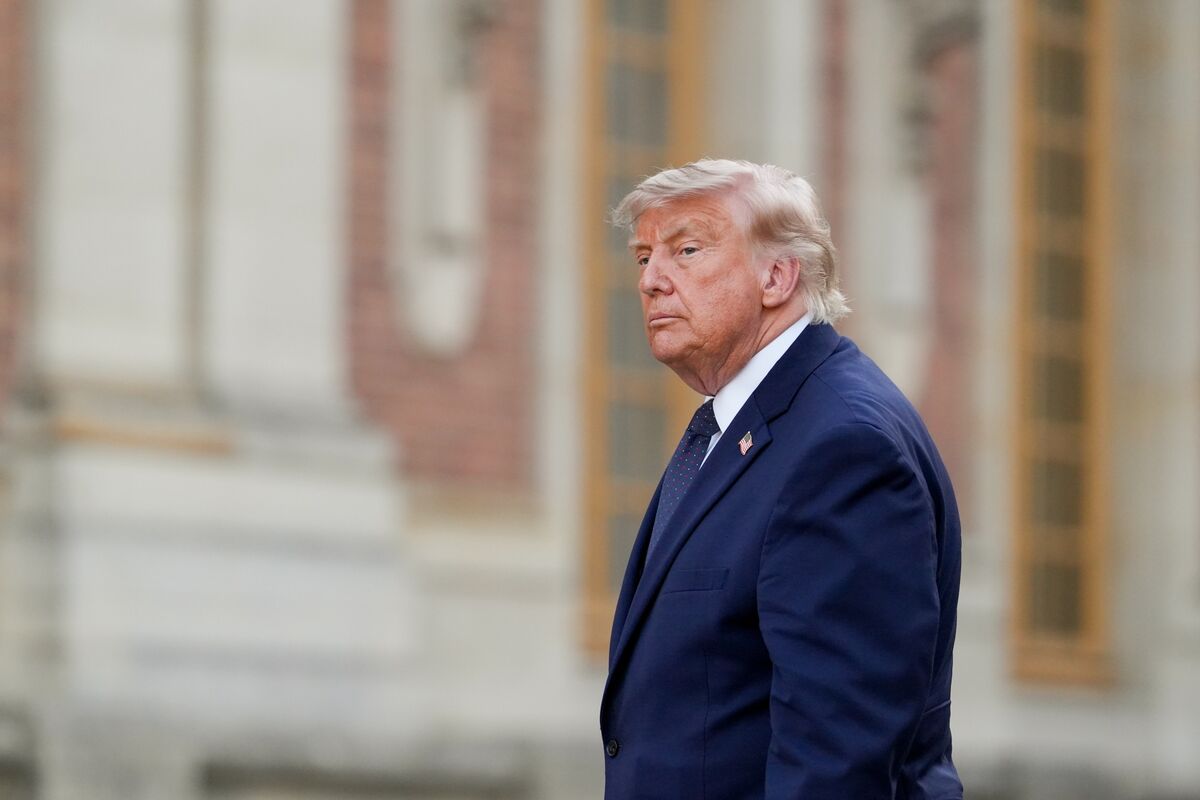 Trump's Economic Fears Undercut US Leverage in Iran Talks