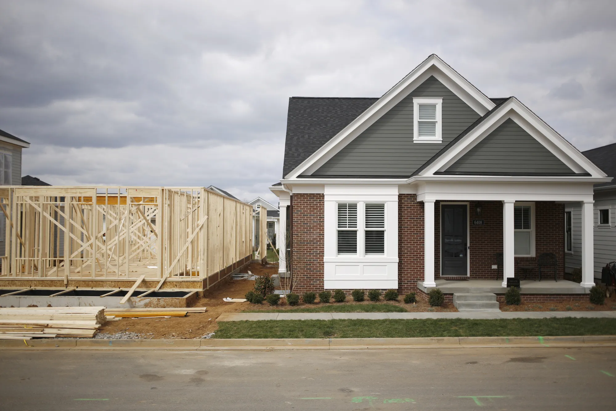With Existing Homes Almost Non-Existent, Buyers Turn to New Ones