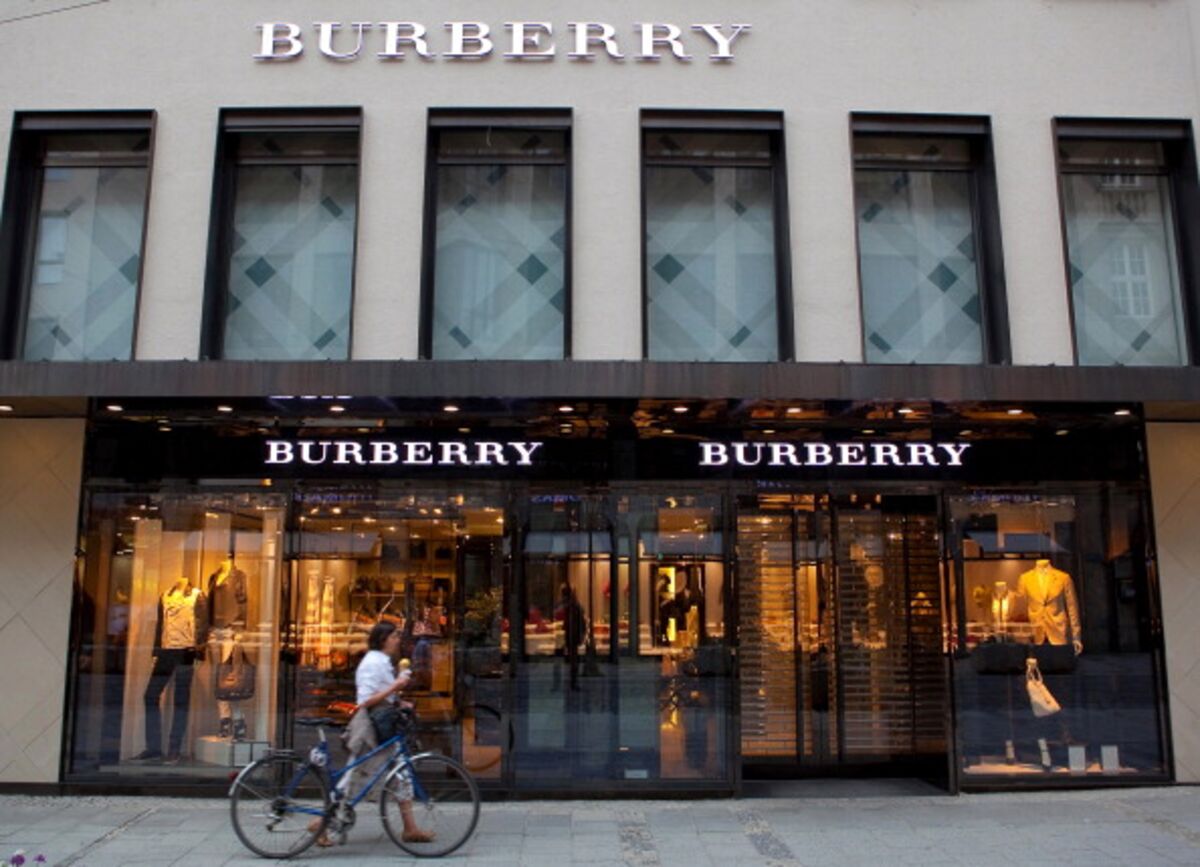 Burberry's New Fashion Directive - Bloomberg