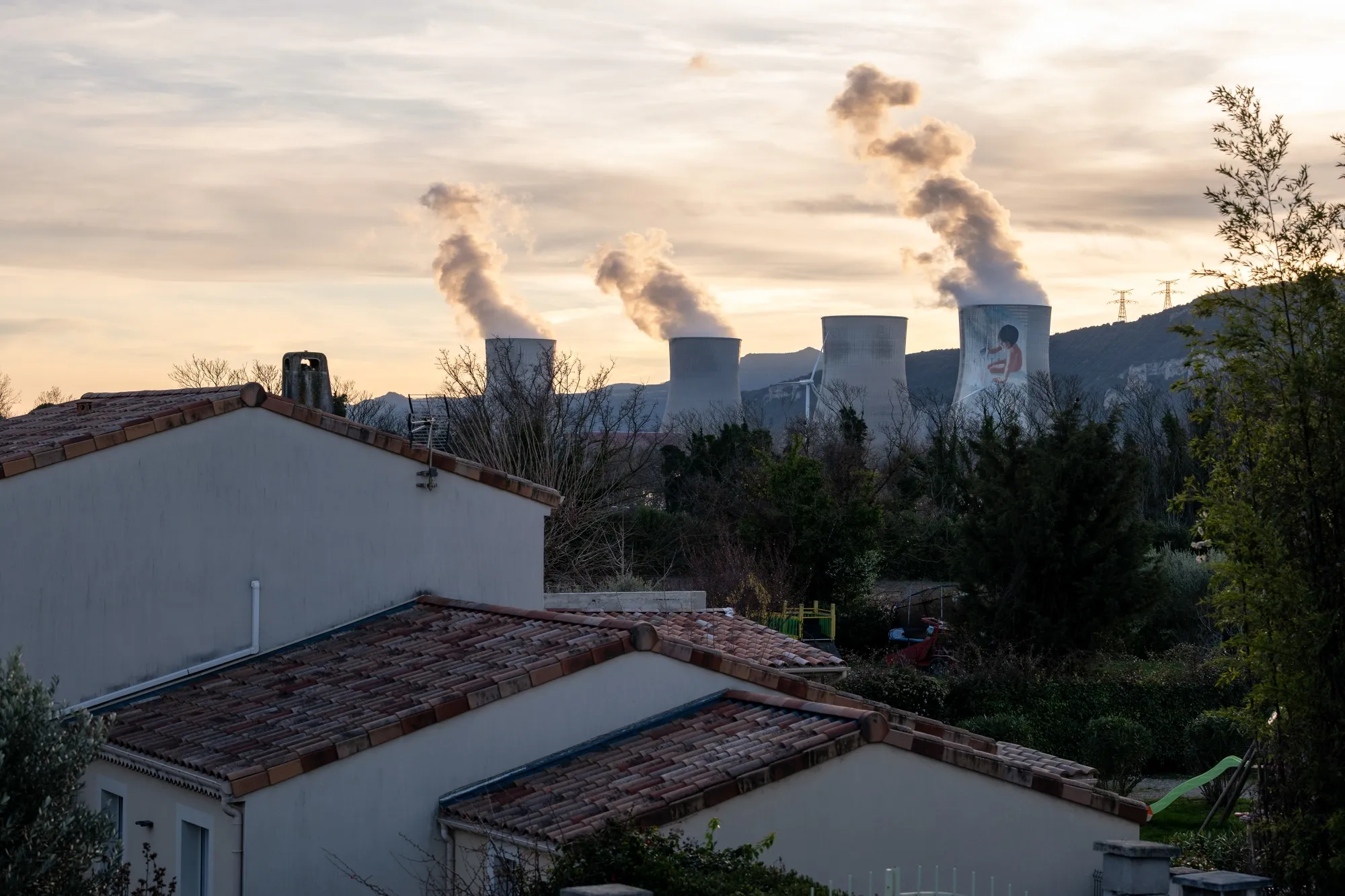 Residential homes near an EDF nuclear power station&nbsp;near Montelimar, France.