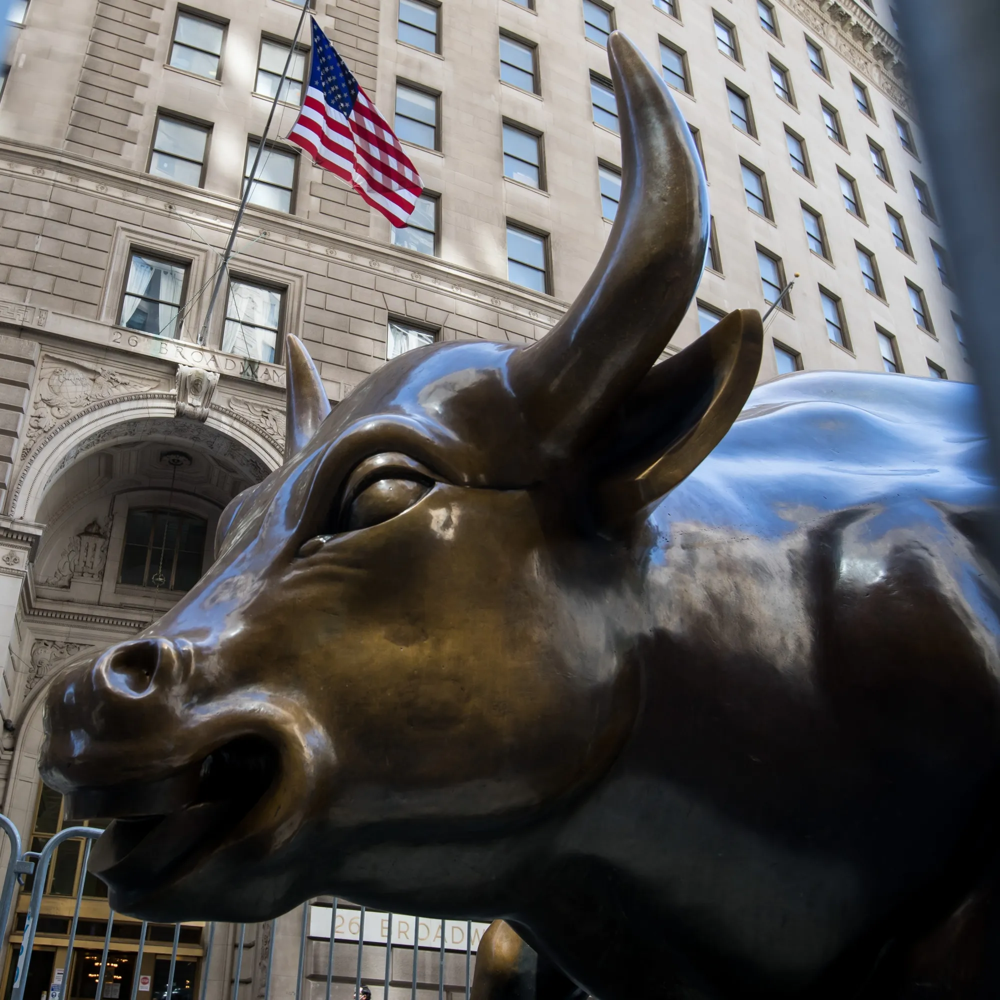 NYSE Reopens Trading Floor To Some Market Makers As U.S. Stocks Cling To Gains