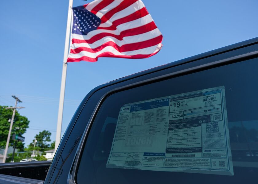 relates to 米自動車市場で進む「ステルス値上げ」、トランプ関税の余波広がる