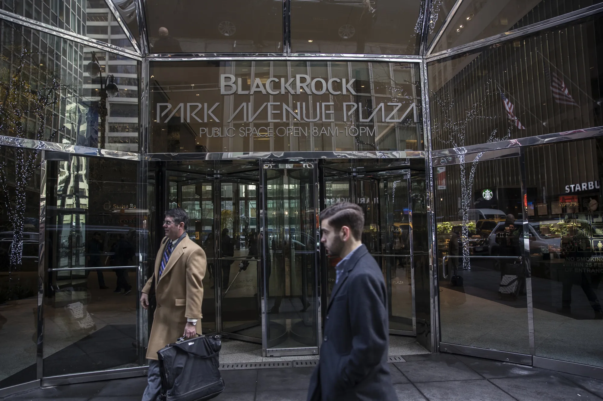 ブラックロック：18年は日本株優位、収益体質が良化－ＰＥＲ割安感も - Bloomberg