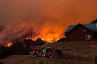 US-WILDFIRES-CALIFORNIA