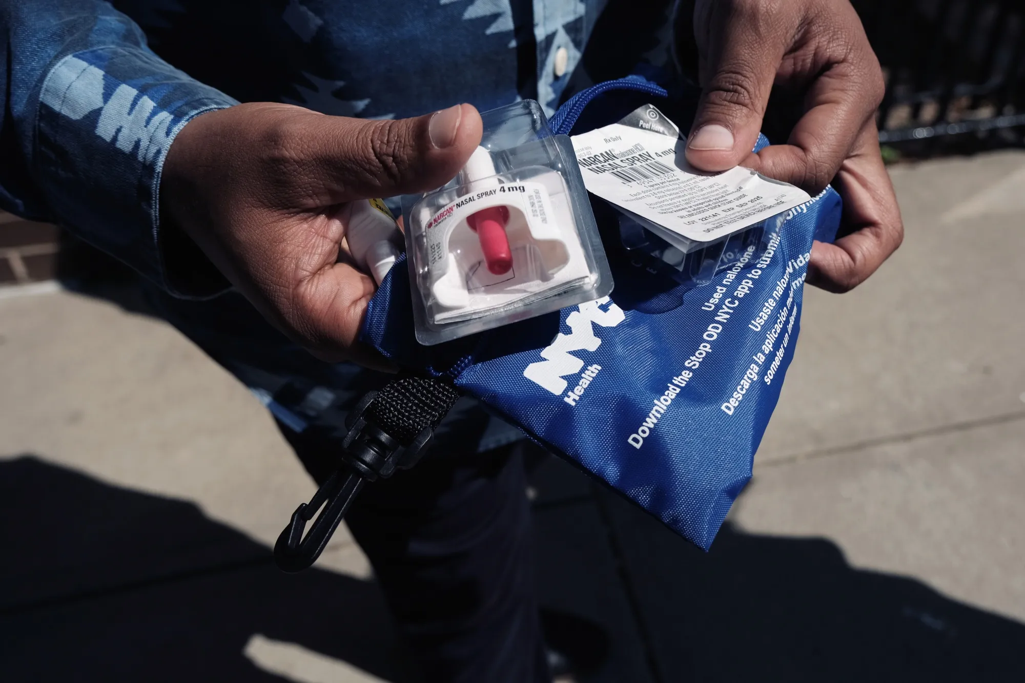 Naloxone overdose kits are available in a vending machines in New York for free.&nbsp;