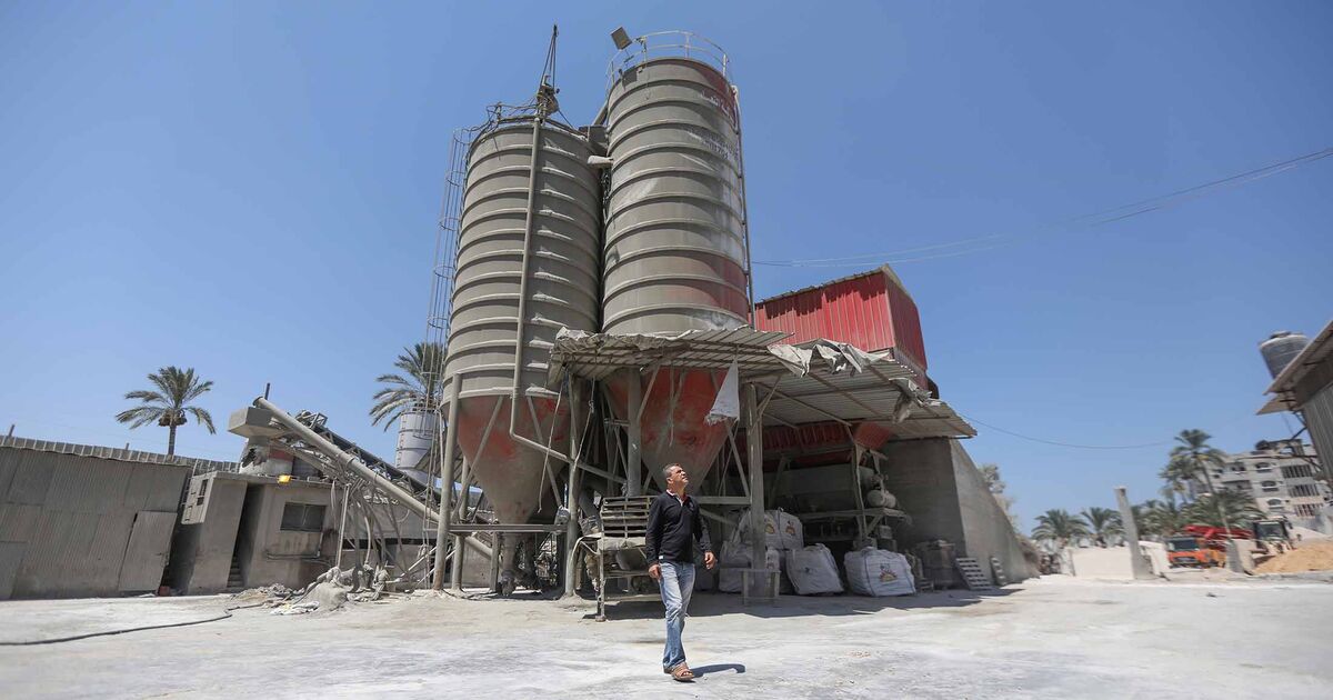 Gaza Needs To Rebuild Yet Israel Controls The Cement Bloomberg