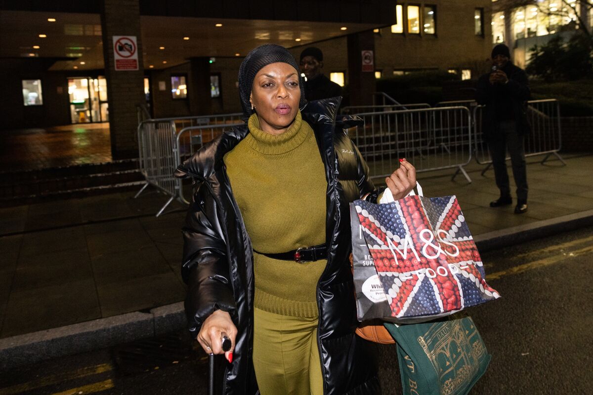 bloomberg.com - Lucca de Paoli - Ex-Nigerian Oil Minister Cleared of Bribery by London Jury
