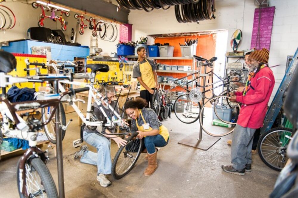 community bike repair
