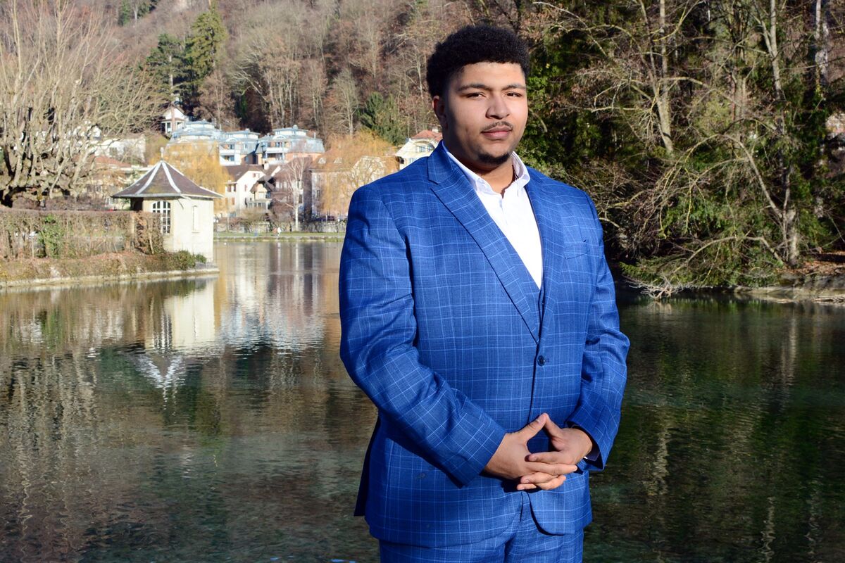 assets.bwbx.io image