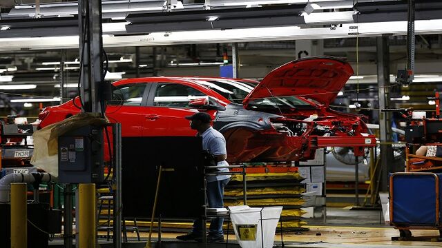 Bloomberg business news