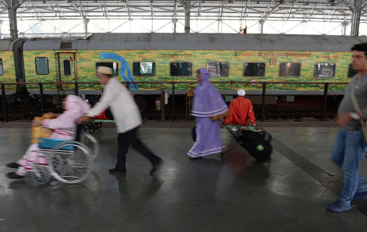 Race Against Time to Avoid Sales Tax Upheaval Across India - Bloomberg