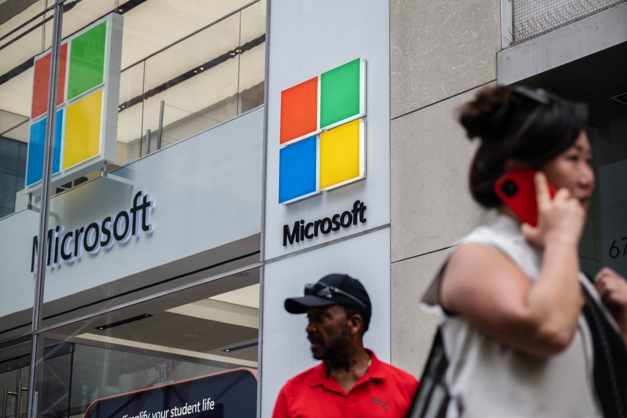 Microsoft's Revamped $69 Billion Deal For Activision Is On The Cusp Of  Going Through - KXL