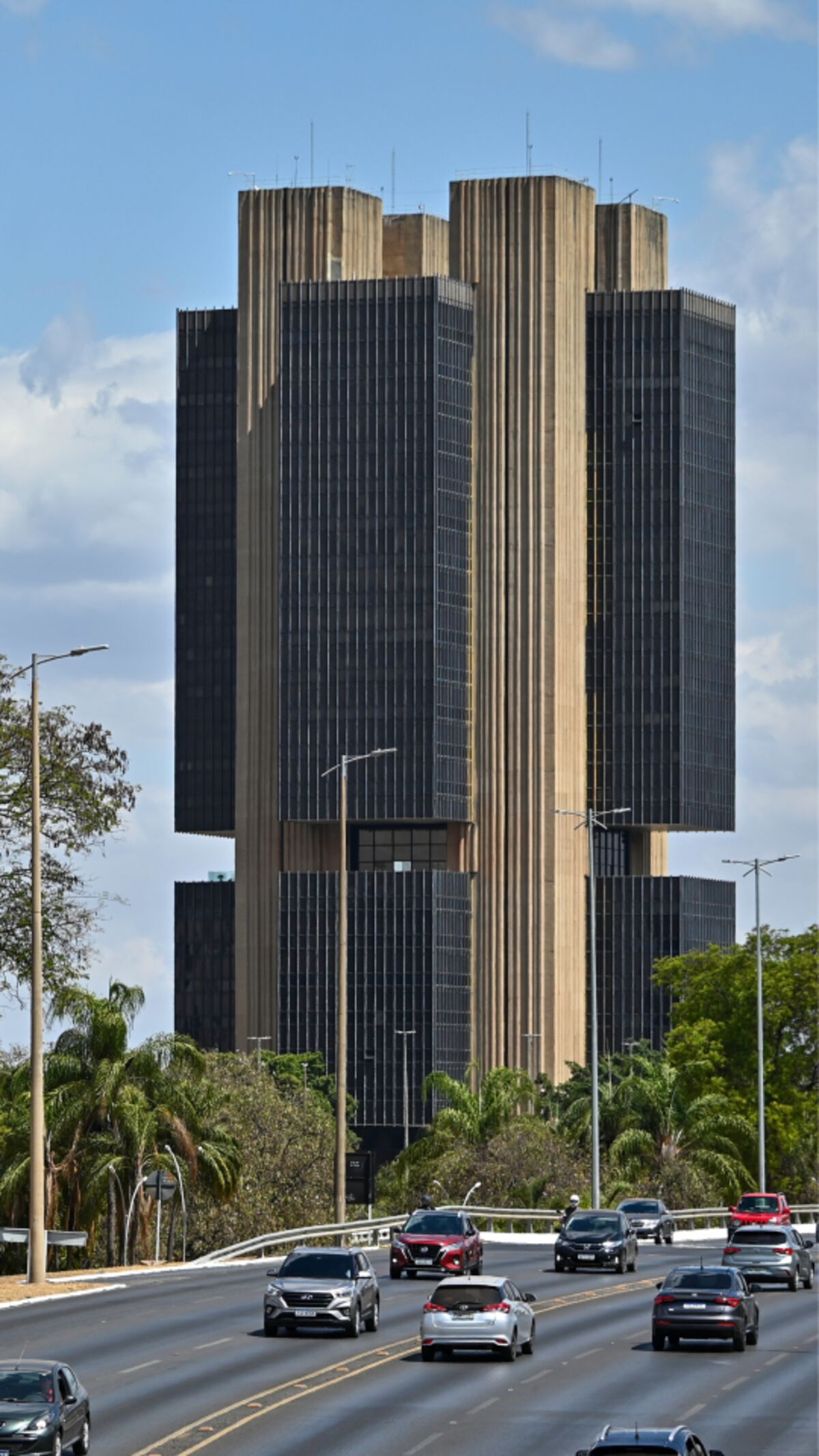 Veja os Três Assuntos que Marcaram a Semana no Brasil