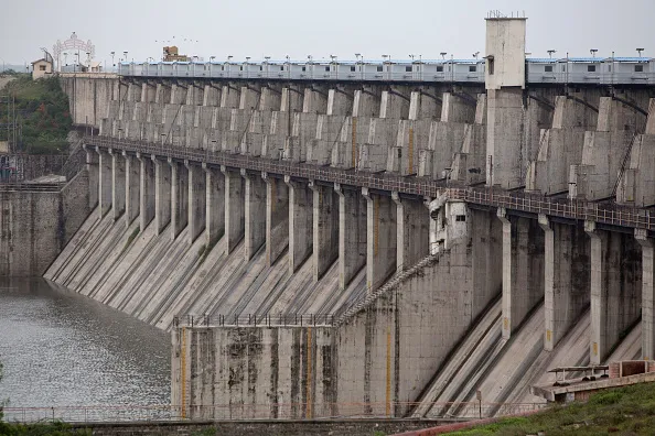 Don’t open the fiscal floodgates.