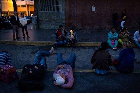 Need to Flee Venezuela? Pay Huge Bribe or Stand in Line Forever