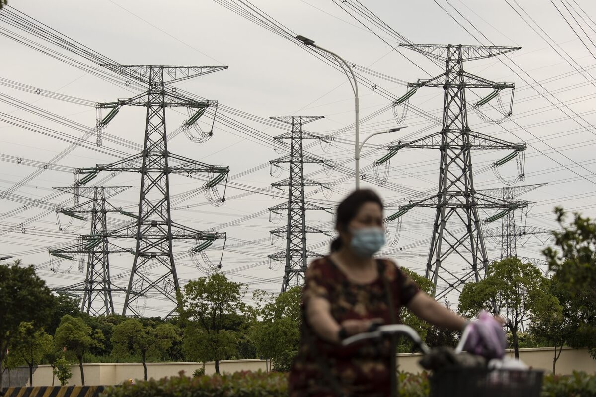 China Considers Fees to Compensate Power Generators for Building Coal