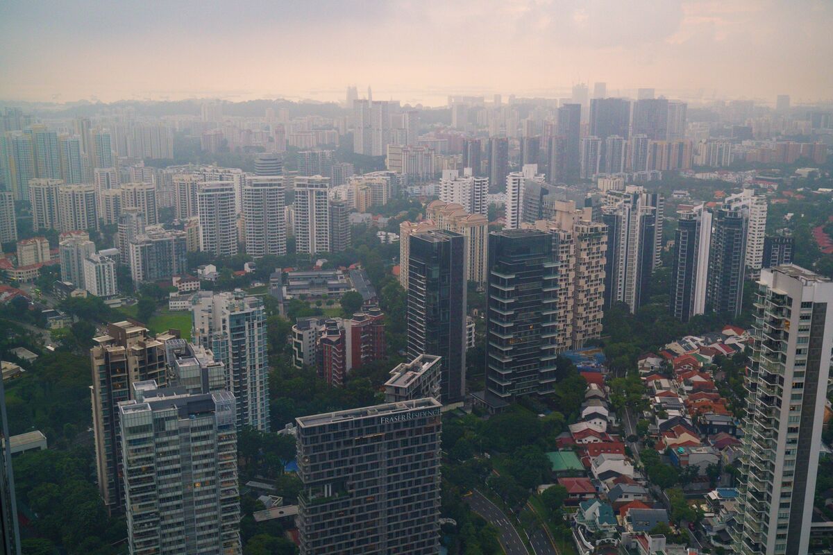 featured image thumbnail for post Singapore Home Prices Fall Less Than Expected; Rents Rebound