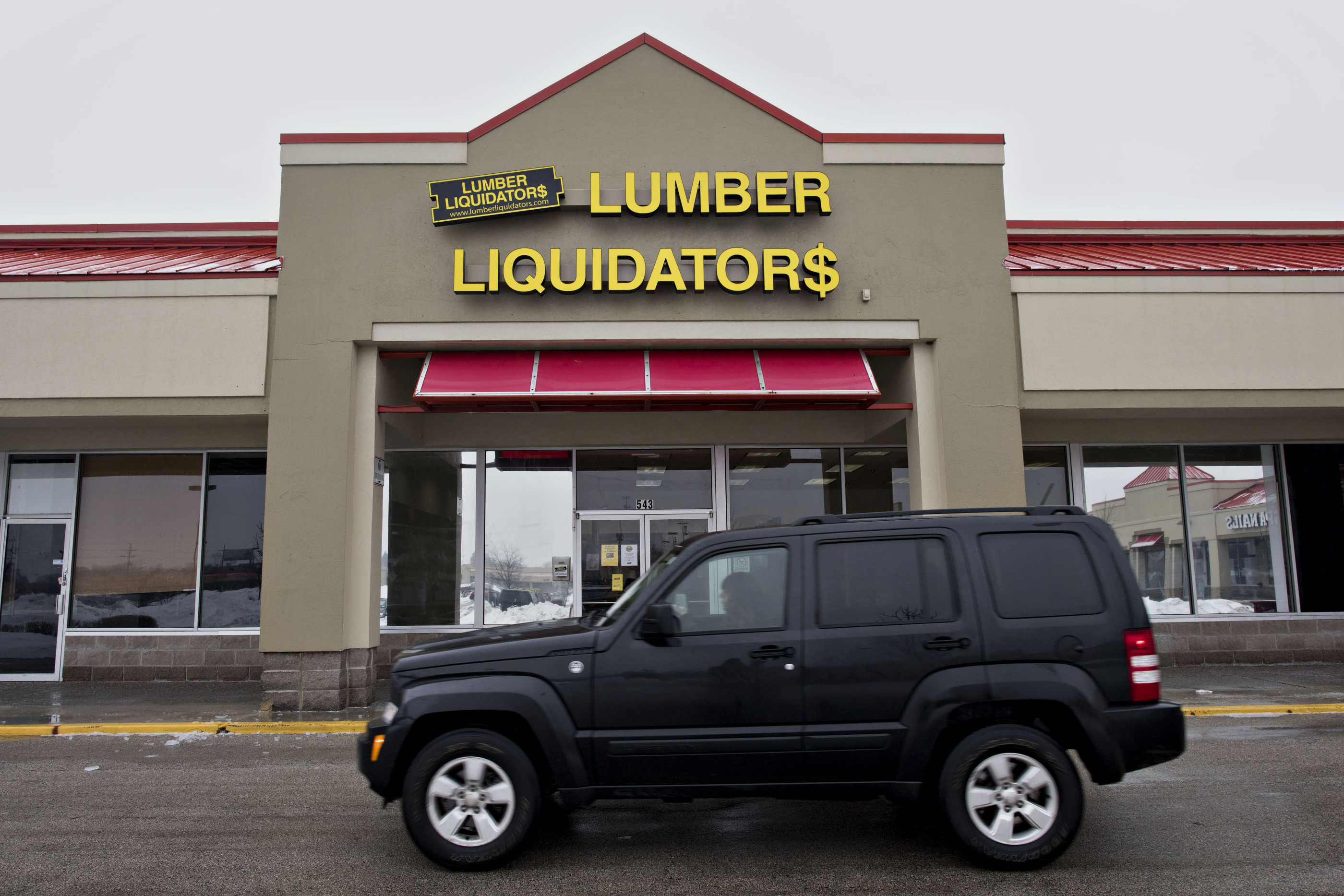 Lumber Liquidators Soars As Founder Plans Take-Private Bid - Bloomberg