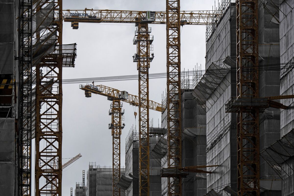 ⚫️ BLOOMBERG: Necessario un ulteriore stimolo nel 2026 per rilanciare i consumi, affermano gli economisti.