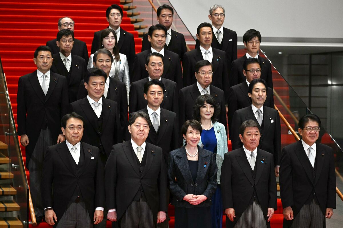 ブルームバーグのニュース記事「日本でついに女性首相が誕生、男女平等には道のり遠く-東京支局長」の画像