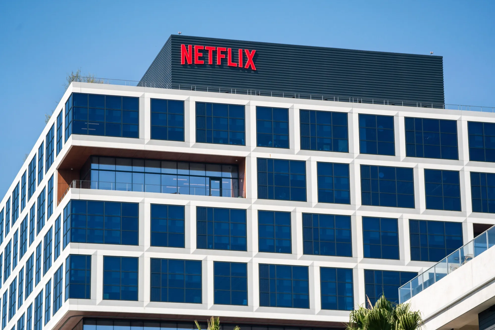Netflix Scores With NFL, Beyonce - Bloomberg