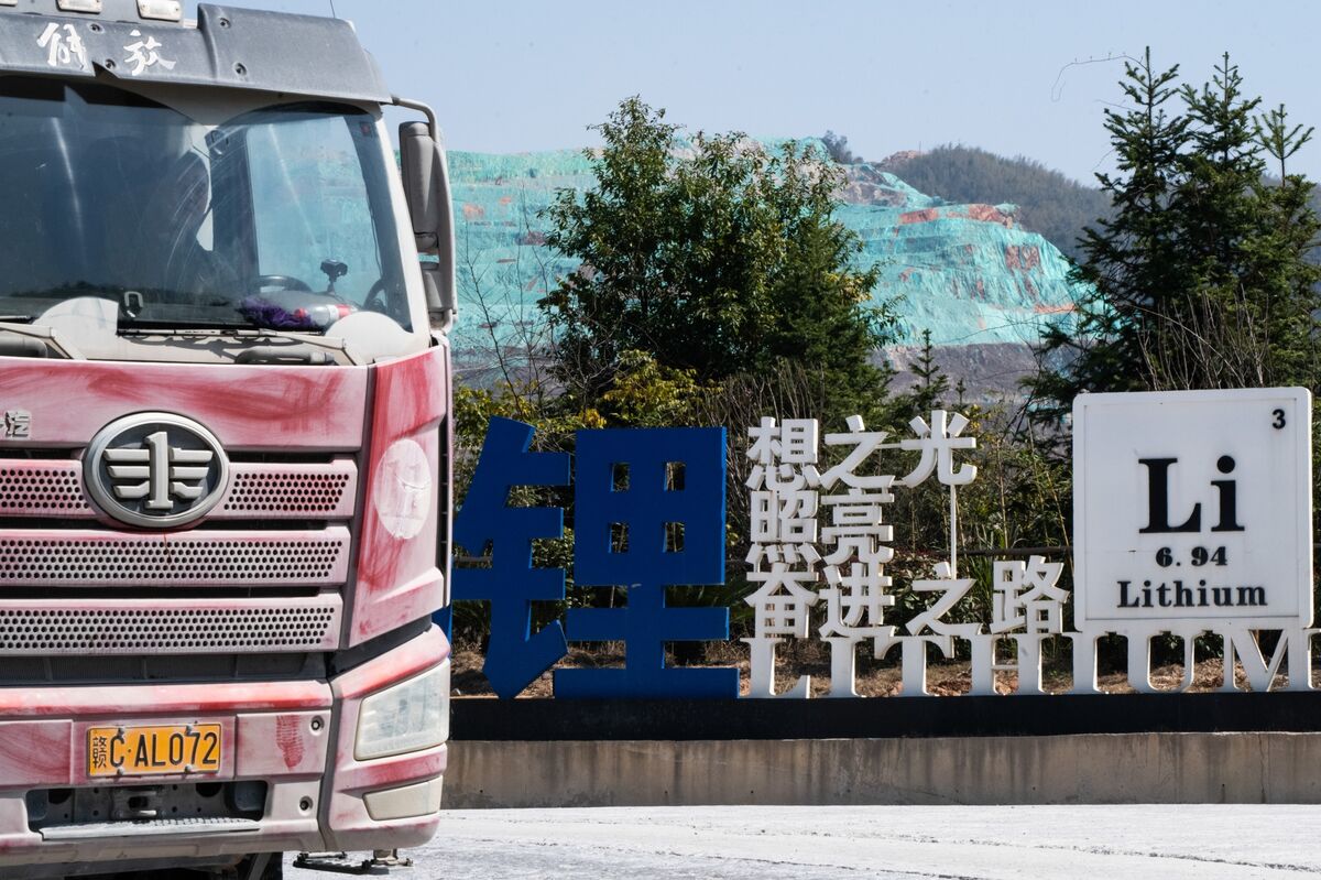 Lithium’s Volatile Summer Is No Guarantee of a Recovery