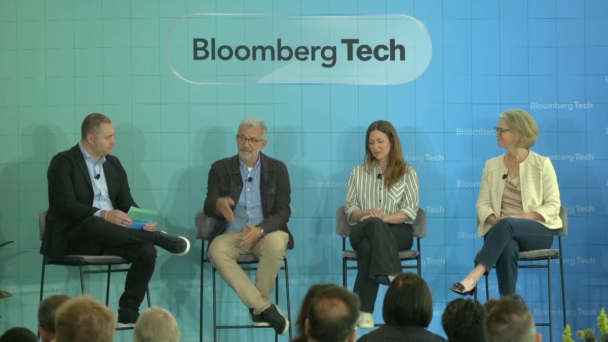 Consumer Tech Leaders Discuss the Industry Future & AI