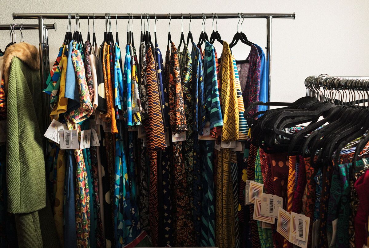 Thousands of Women Say LuLaRoe's 