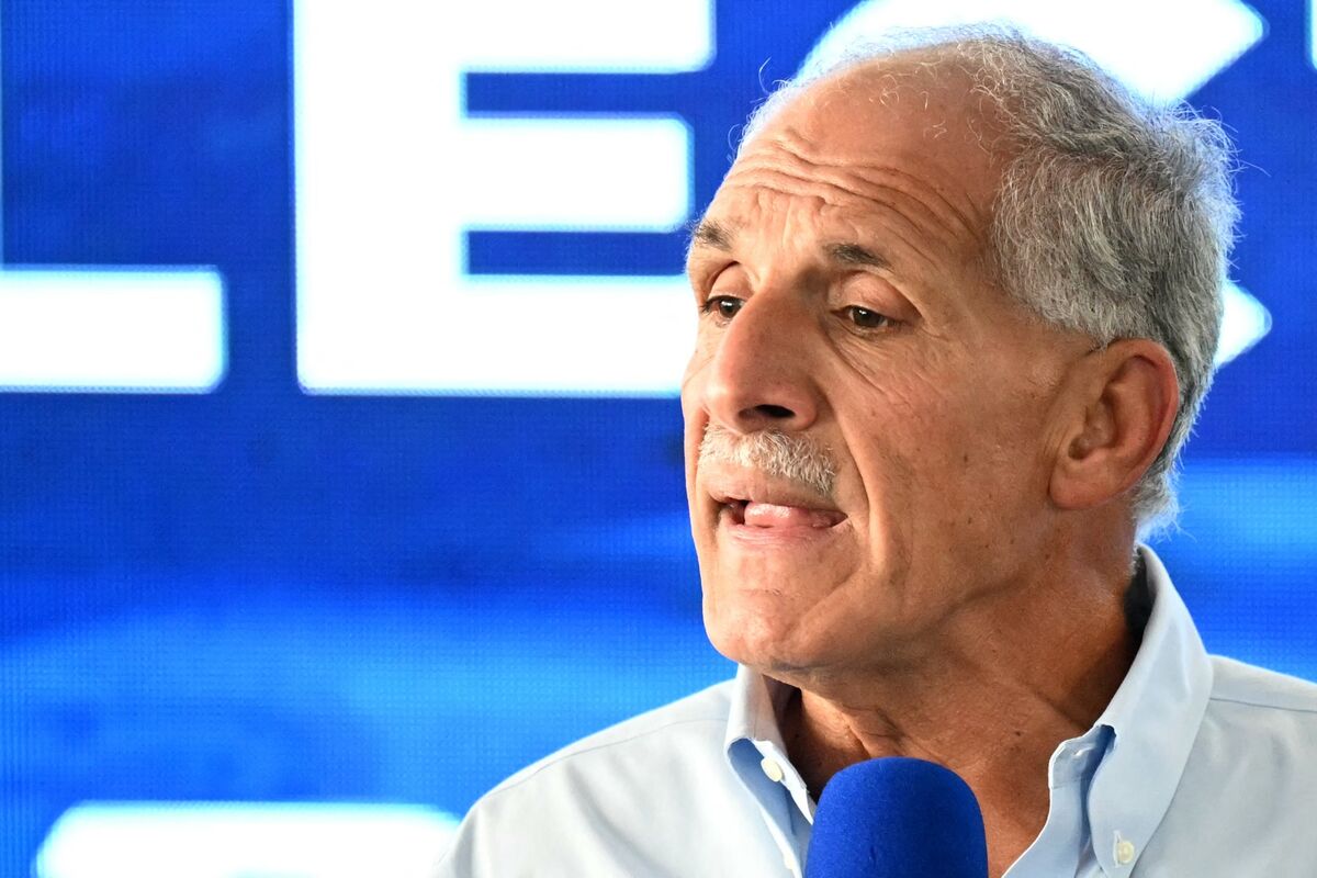 Trump-backed candidate loses lead in Honduras vote count