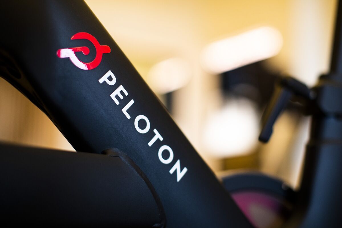Peloton Discovers It's Expensive to Go Downscale, to Investors' Dismay -  Bloomberg