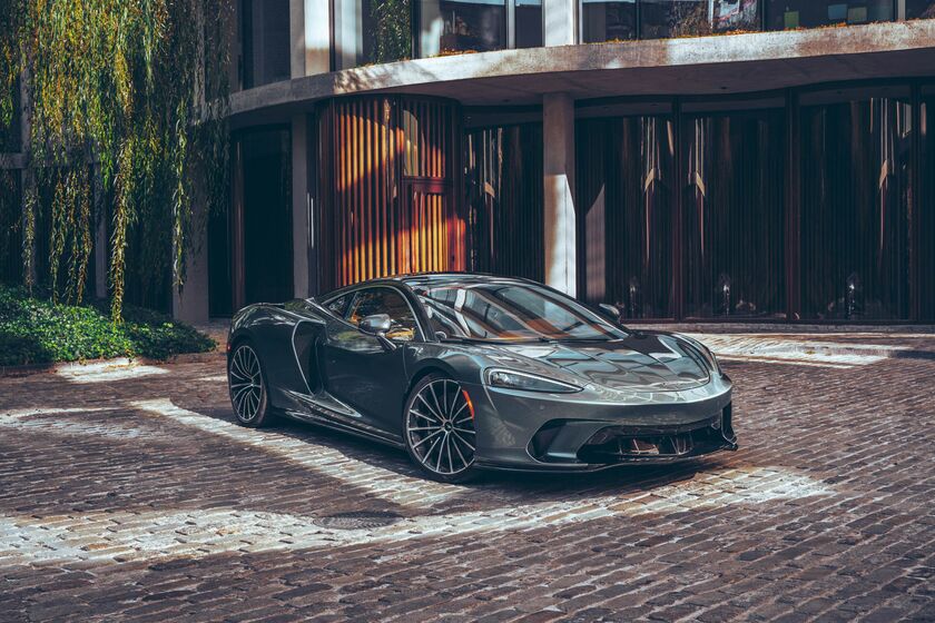 relates to With its $210,000 GT, McLaren Bears Down on Bentley
