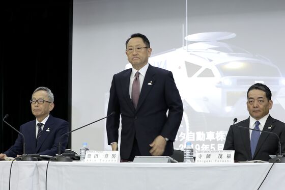 Toyota, Honda Become Latest Automakers to Warn of Weaker Profits