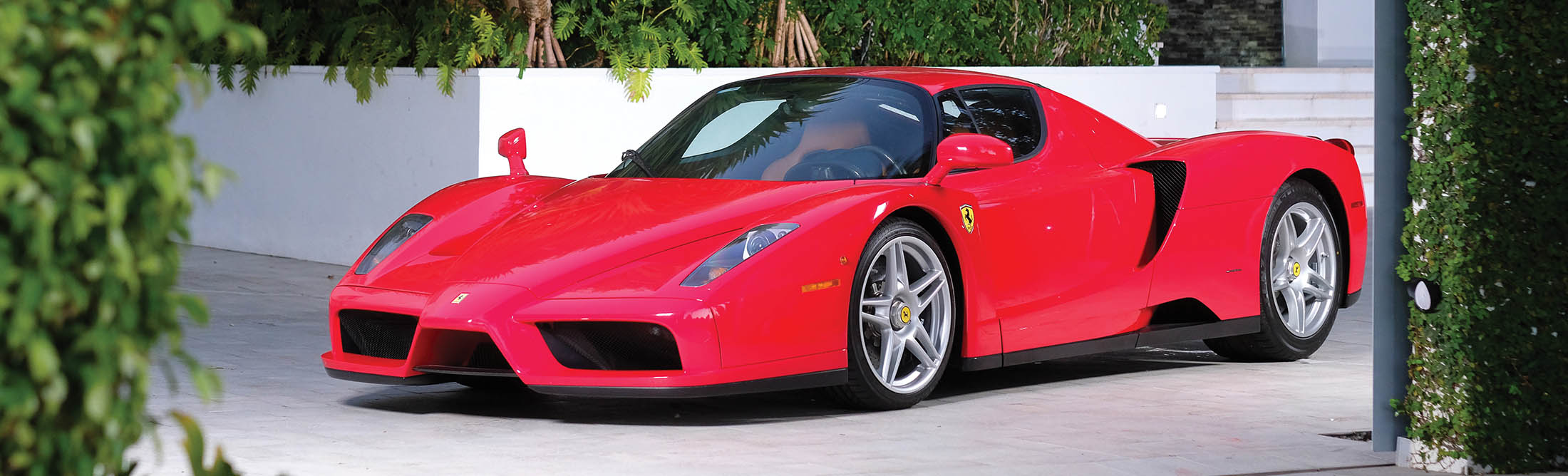 Tommy Hilfiger S Ferrari Enzo Might Fetch 3 Million At