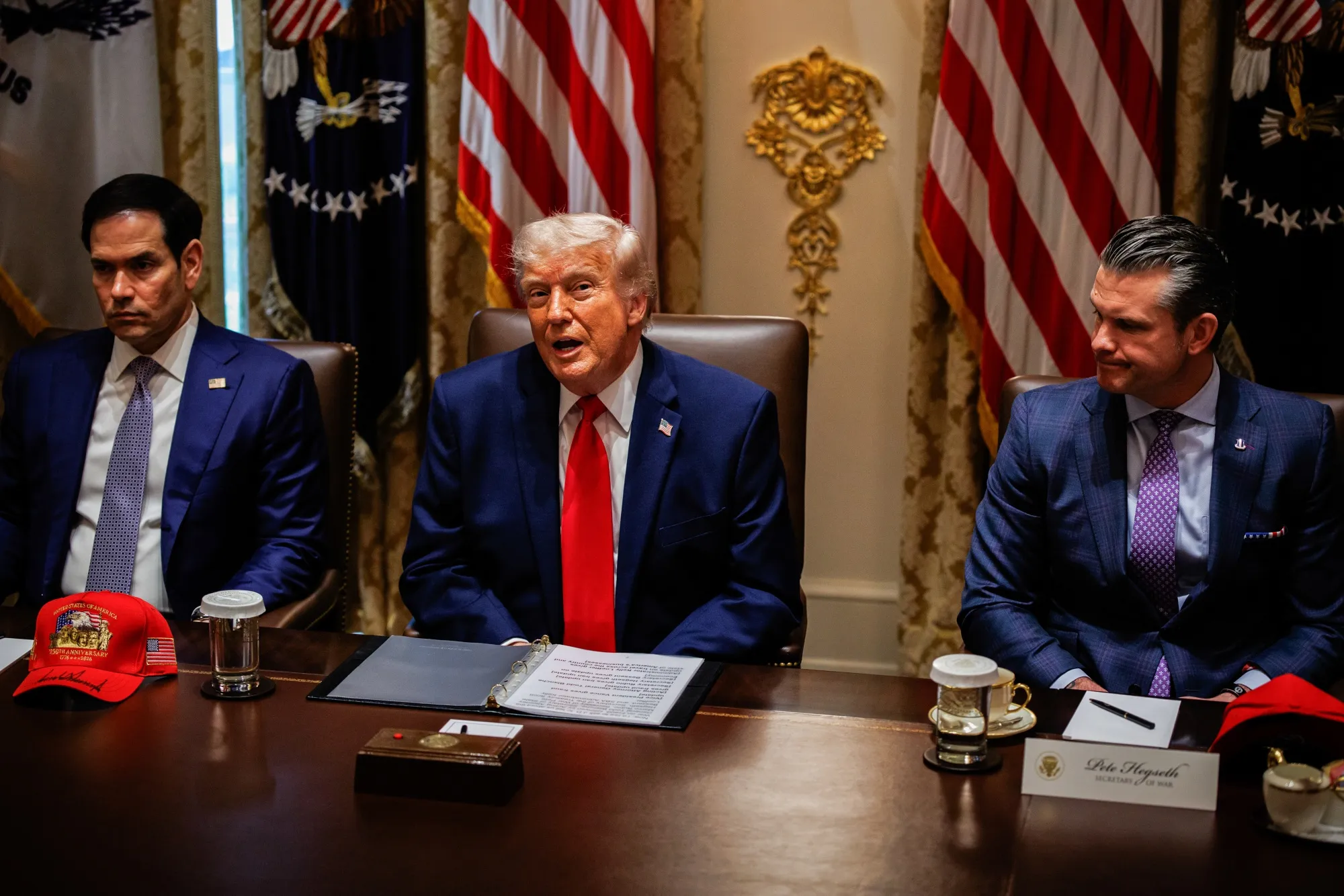 Trump's Bind Deepens With Hormuz Shut and Hawks Pushing War - Bloomberg