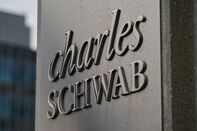Charles Schwab Ahead Of Earnings Figures
