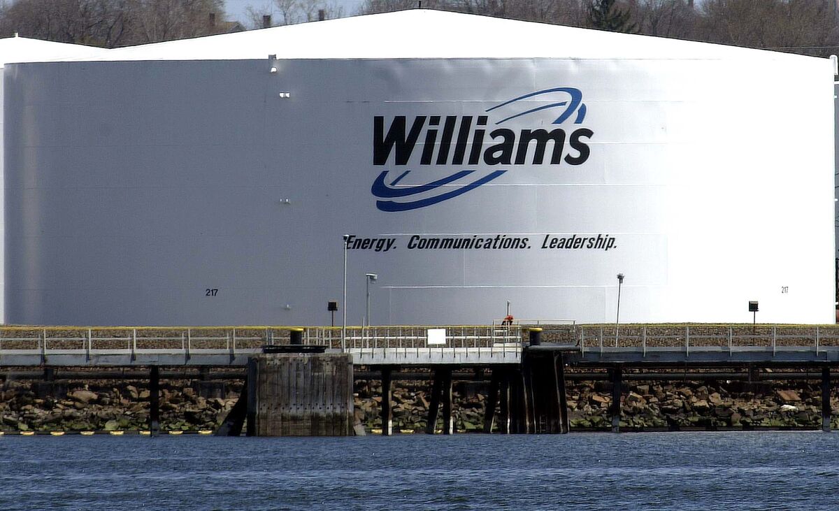 Energy Transfer Told to Pay $410 Million Over Williams Deal - Bloomberg