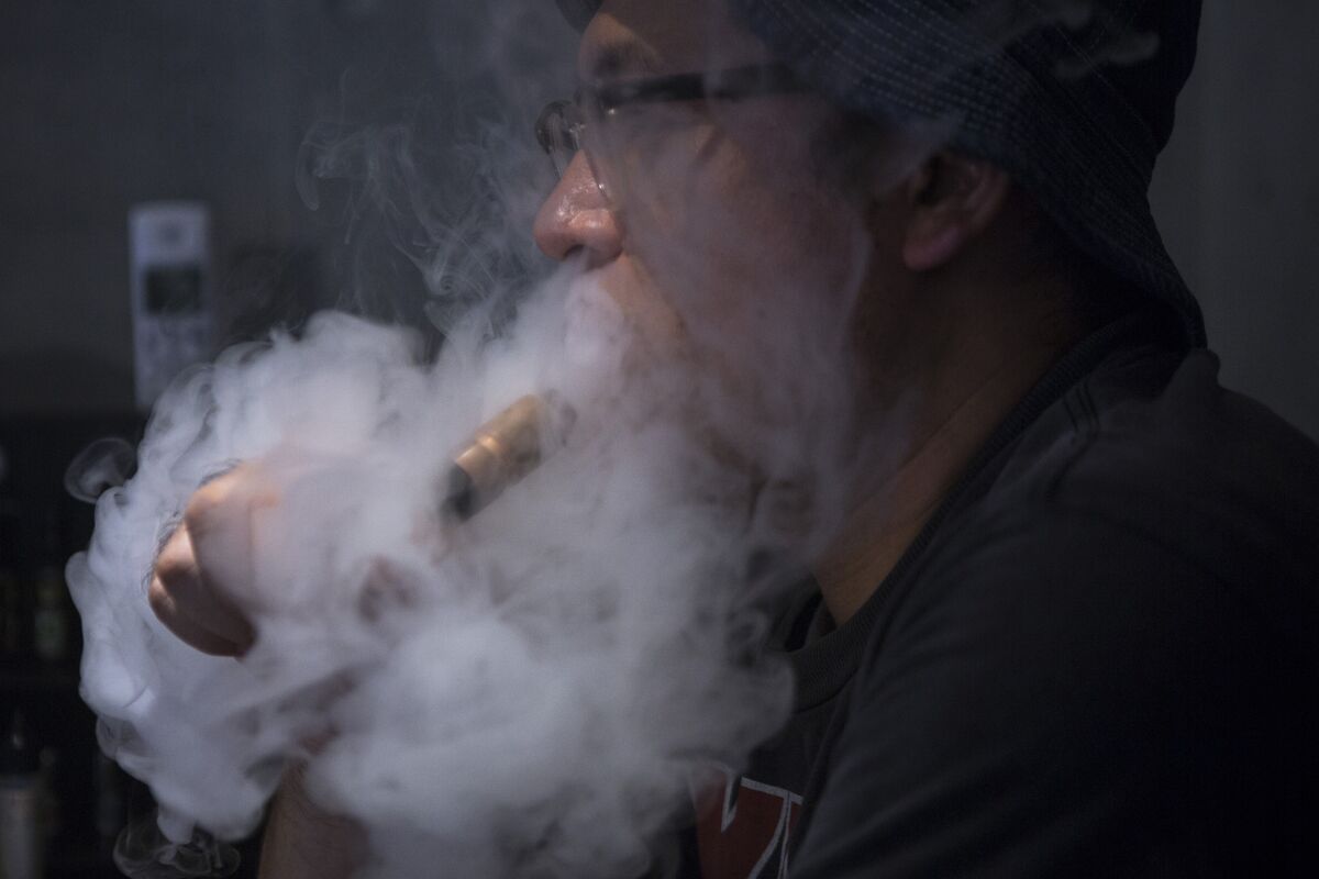 A Vaping Billionaire Only Got Richer After China s Online Ban