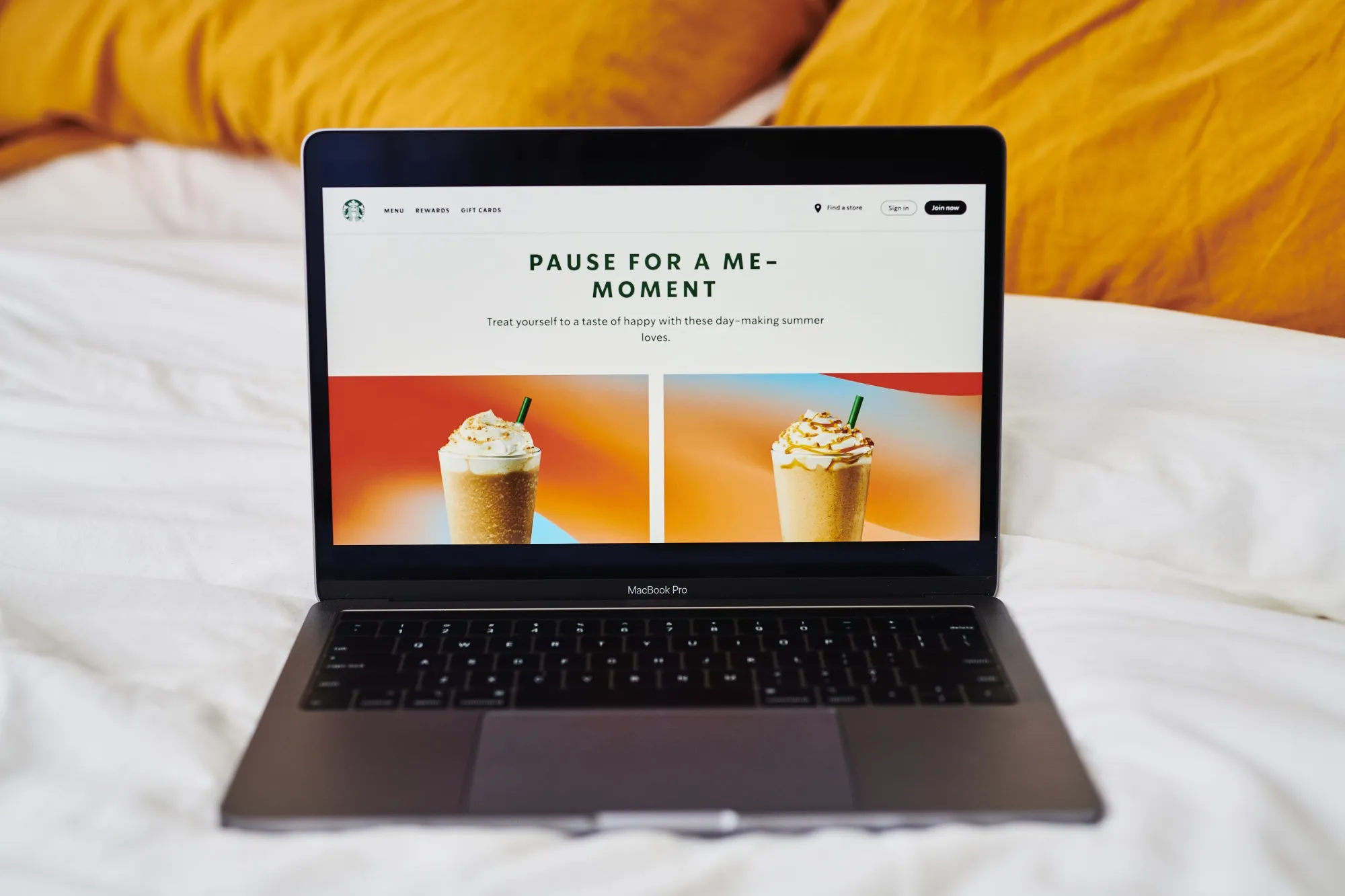 Starbucks Sees $3.2 Billion Virus Hit, Plans New Cafe Format 