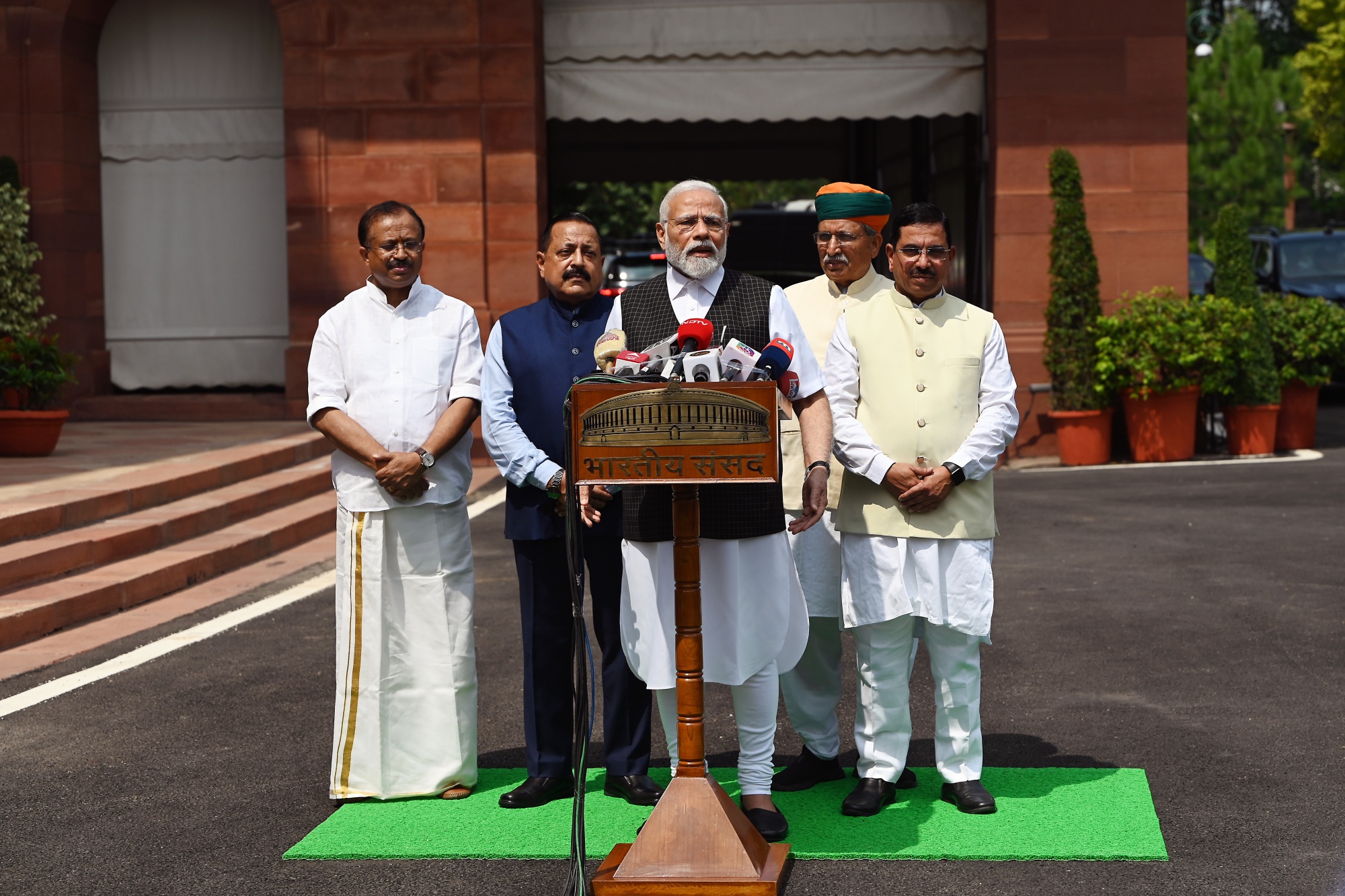 Watch: PM Modi's security detail seems up to the task as he takes