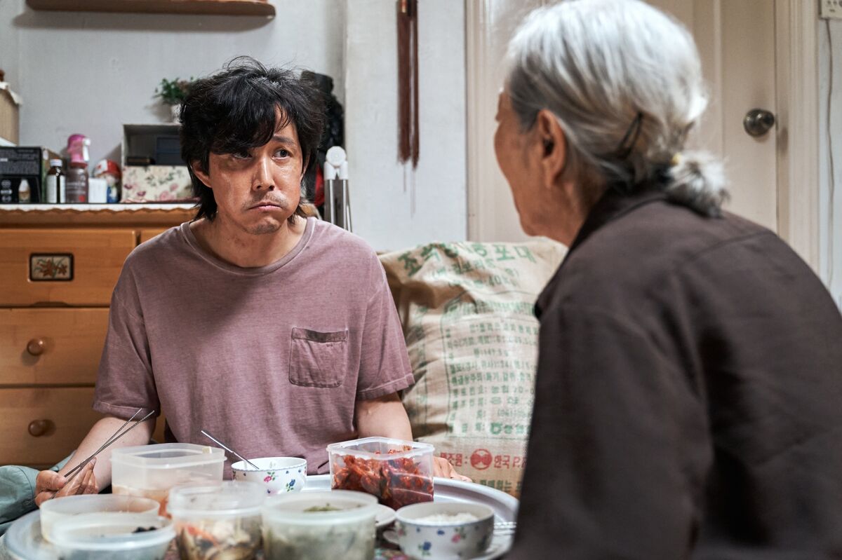 Netflix's Squid Game: Guide to Understanding Korean Inequality, Debt -  Bloomberg